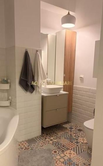 Apartament cu 2 camere semidecomandat, mobilat în Bucureștii Noi
