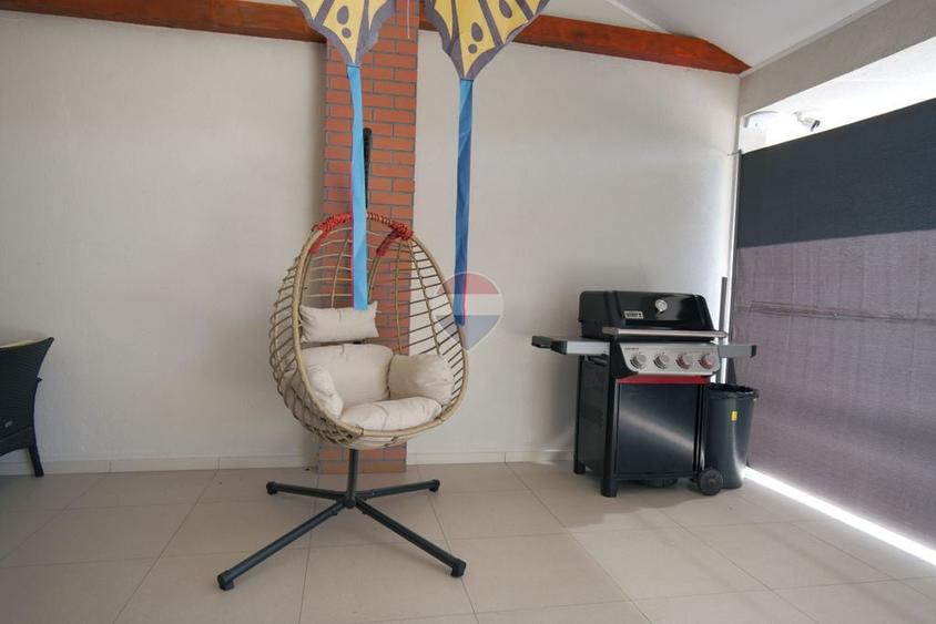 Casă cu 4 camere cu Teren 750 Mp în Jucu