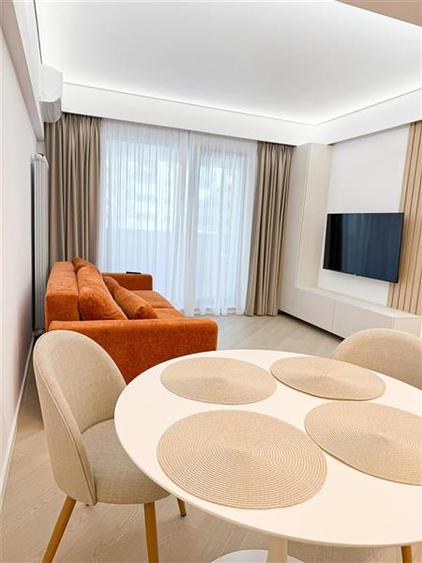 Apartament cu 3 camere semidecomandat, mobilat în Pipera — fotografia 1