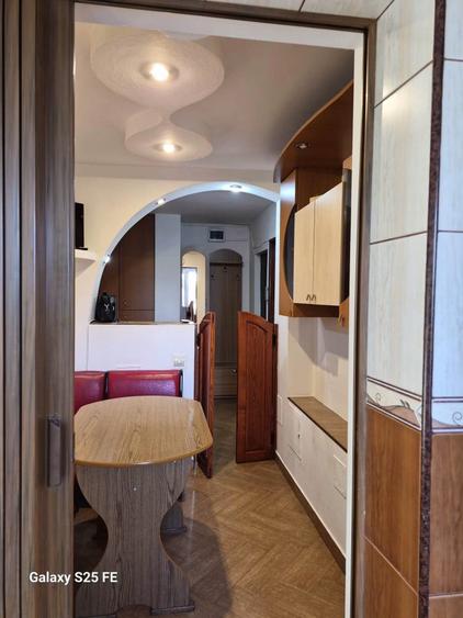 Apartament 3 camere decomandate, Lapus, 2/4 - 6