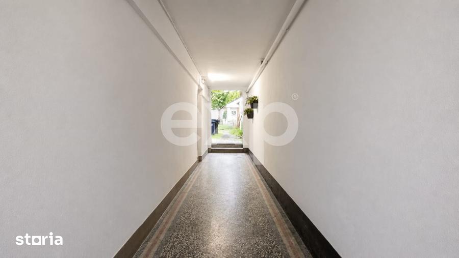 Apartament cu 3 camere în Schei