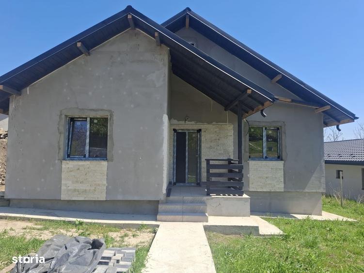 Casă cu 4 camere cu Teren 520 Mp în Miroslava