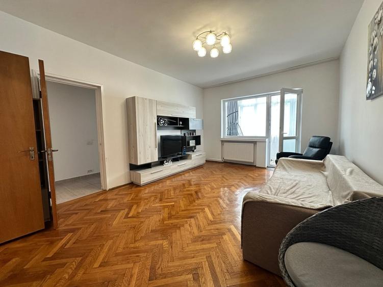 Apartament cu 2 camere decomandat, mobilat în Ferdinand