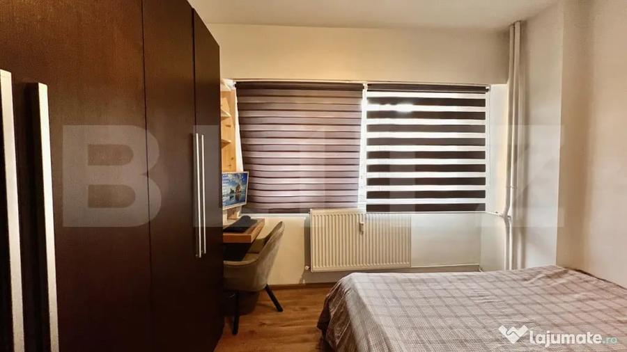 Apartament cu 4 camere decomandat în Dacia