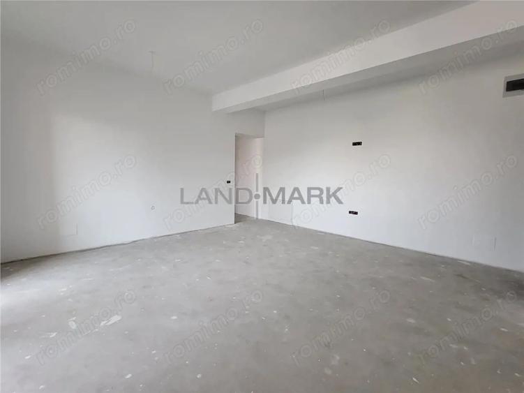 Apartament cu 5 camere în Central