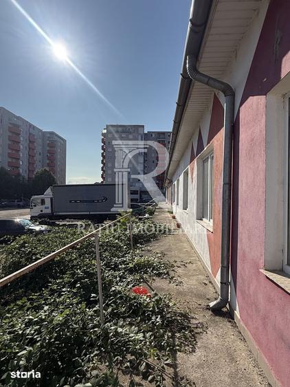 Spațiu comercial, de 700 mp, în Iosia