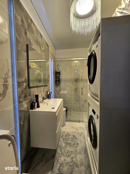 Apartament cu 3 camere semidecomandat în Dobroești