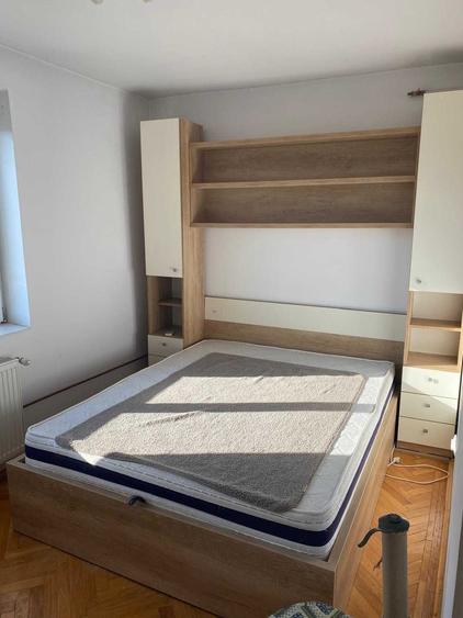 Apartament cu 2 camere decomandat în Piața Unirii