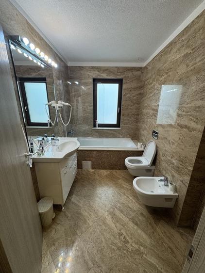 Apartament cu 2 camere în Trivale
