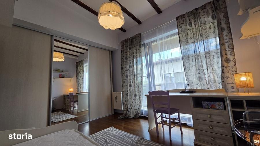 Apartament cu 3 camere în Europa