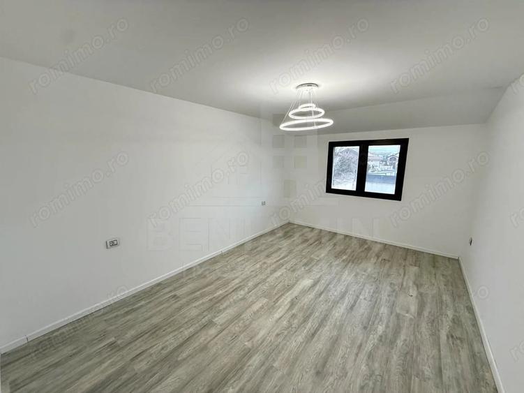 Casă cu Teren 500 Mp în Malu Mare