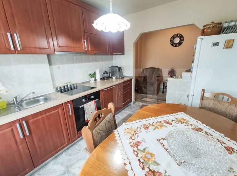 Apartament cu 2 camere decomandate, 52 mp, AC, boxa, renovat, zona Micro 16 - 10