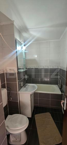 Apartament cu 2 camere semidecomandat, mobilat în Micro 16