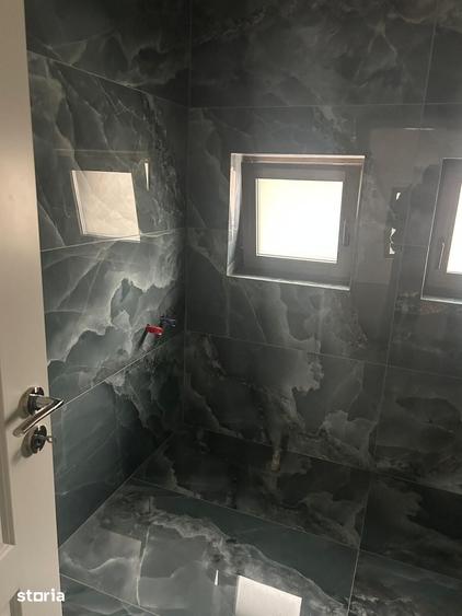 Casă cu 6 camere cu Teren 465 Mp în Giroc