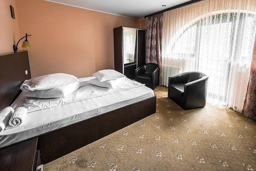 Casă cu Teren 383 Mp în Zamora