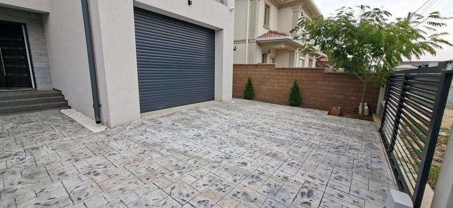 Duplex cu 4 camere cu Canalizare în Dumbrăvița