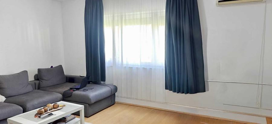 Apartament cu 2 camere decomandat în Drumul Taberei