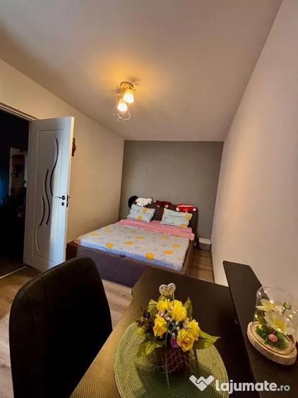 Apartament cu 2 camere semidecomandat în Km 4