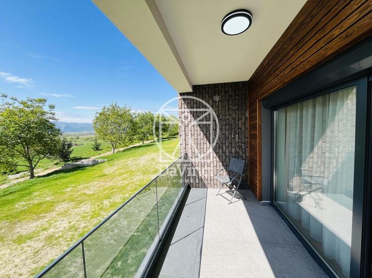 Apartament cu 3 camere semidecomandat în Exterior Vest