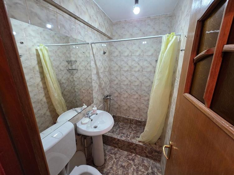 Apartament cu 2 camere semidecomandat în P-ța Ovidiu