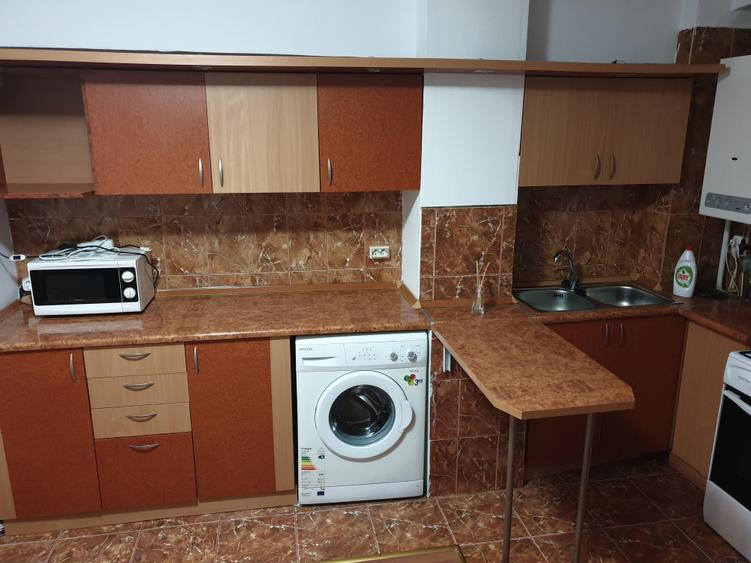 Apartament cu 2 camere decomandat în Dosu Bricii