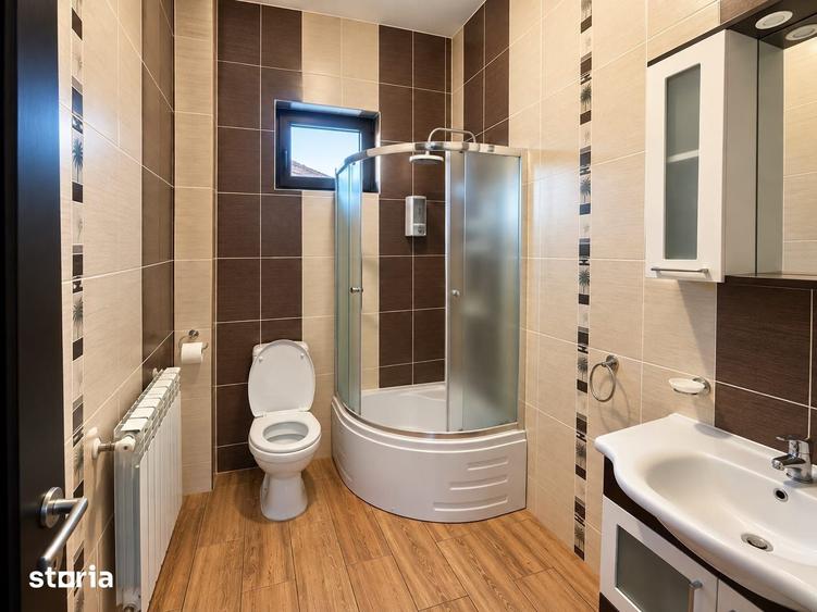 Casă cu 5 camere cu Teren 450 Mp în Nicolina