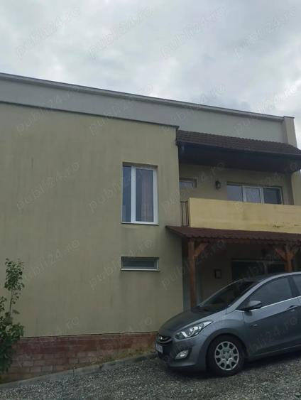 Duplex cu 4 camere cu Canalizare în Borhanci