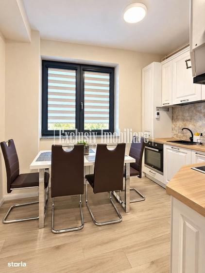 Apartament cu 3 camere decomandat în Central