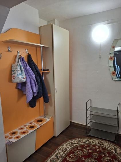 Garsonieră decomandată în Petros