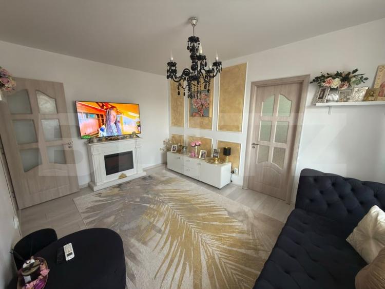 Apartament cu 2 camere semidecomandat, mobilat în Vest