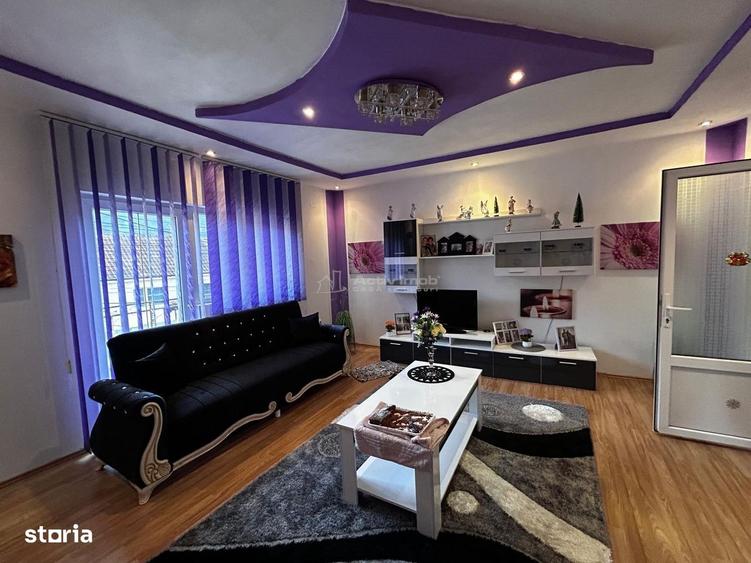 Casă cu 4 camere cu Teren 454 Mp în Central