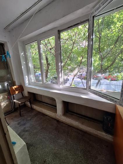 Apartament cu 2 camere decomandat în Titan