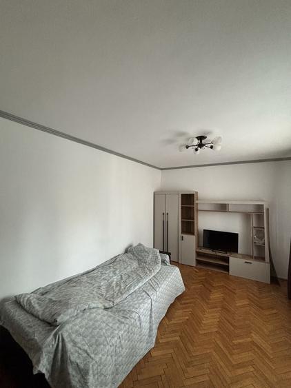 Apartament cu 2 camere decomandat în Ștefan cel Mare