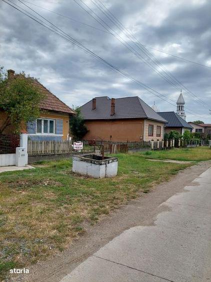Teren de 2476 mp, în Recea