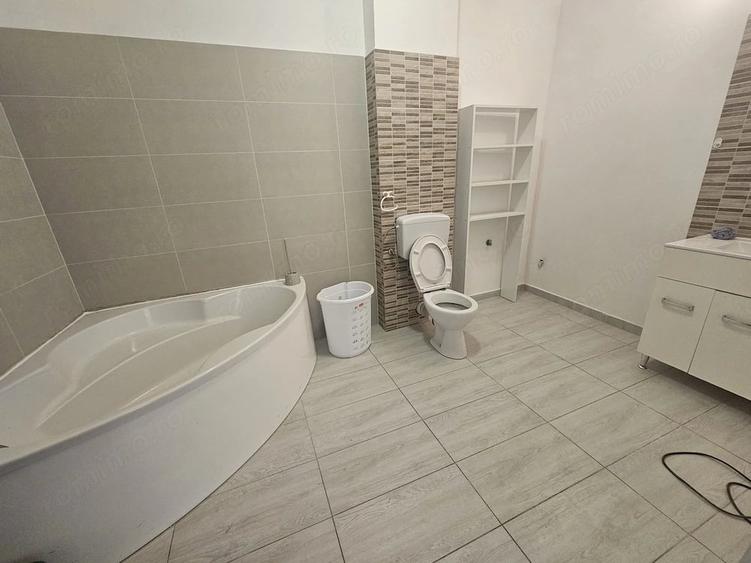 Casă cu 3 camere cu Teren 131 Mp în Dâmbovița