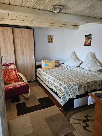 Casă cu 3 camere în Secuia
