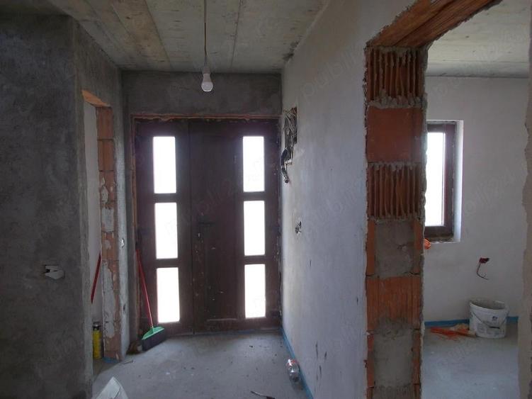 Casă individuală cu 4 camere cu Teren 641 Mp în Săcălaz