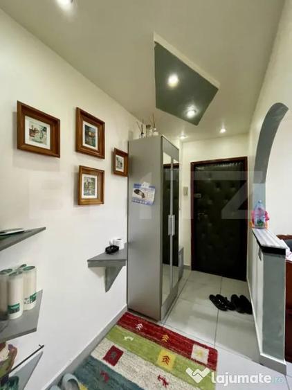 Apartament cu 3 camere semidecomandat, mobilat în Burdujeni