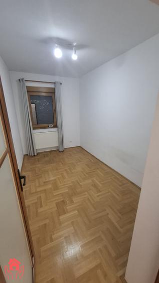 Apartament cu 6 camere semidecomandat, mobilat în Gara de Nord