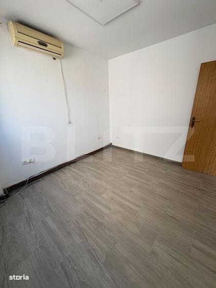 Spațiu comercial, de 47 mp, în Central