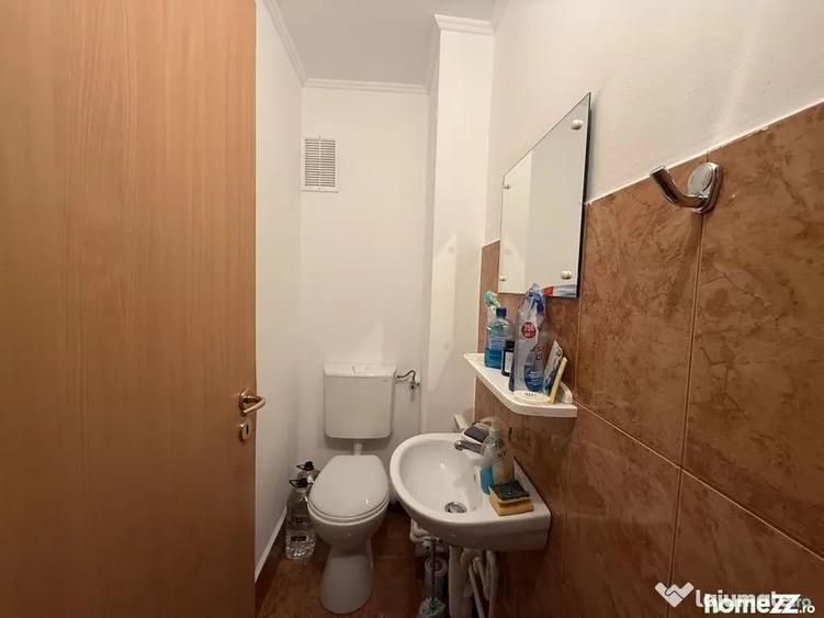 Apartament cu 4 camere decomandat în Ultracentral