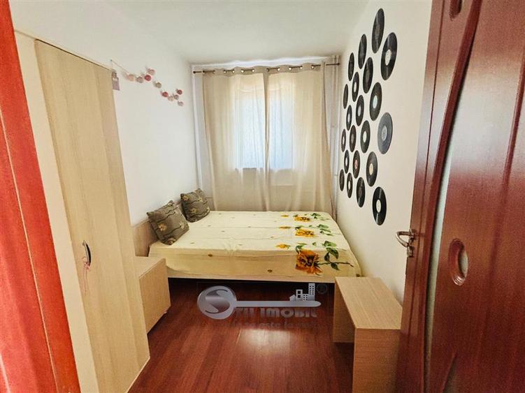 Apartament cu 3 camere decomandat, mobilat în Păcurari