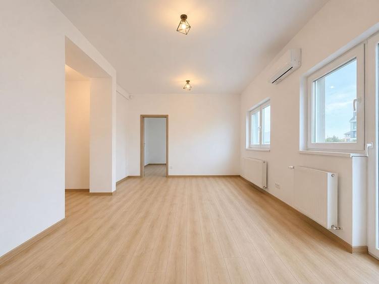 Birou, de 98.610000610352 mp, în Complex Studențesc