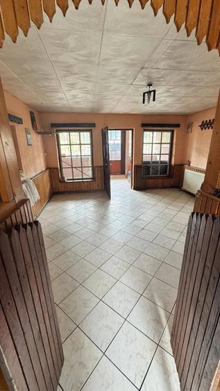 Spațiu comercial, de 100 mp, în Central