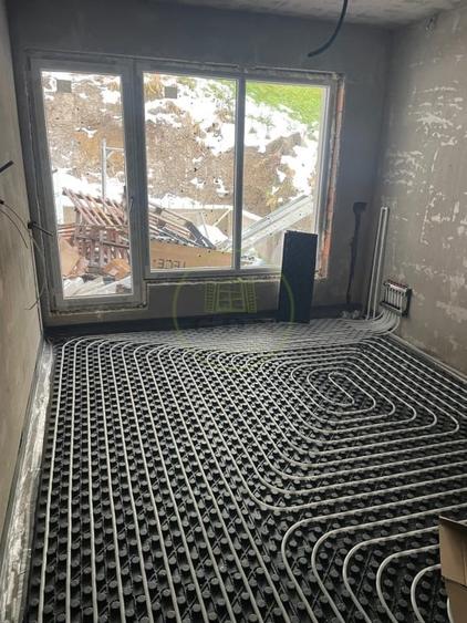 Apartament cu 2 camere decomandat în Clăbucet