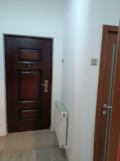 Apartament cu 2 camere semidecomandat în Cișmigiu