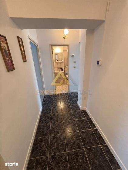 Apartament cu 2 camere în Traian