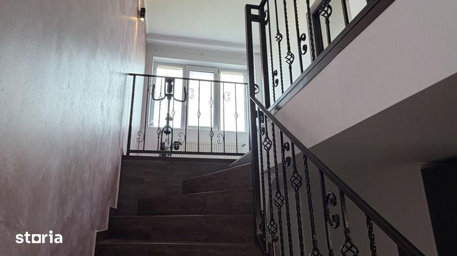 Casă cu 5 camere cu Teren 172 Mp în Chiajna