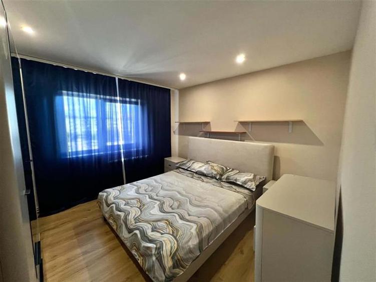 Apartament cu 2 camere decomandat, mobilat în Lenin