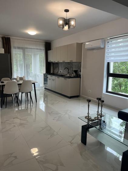 Apartament cu 2 camere decomandat în Bratia din Deal